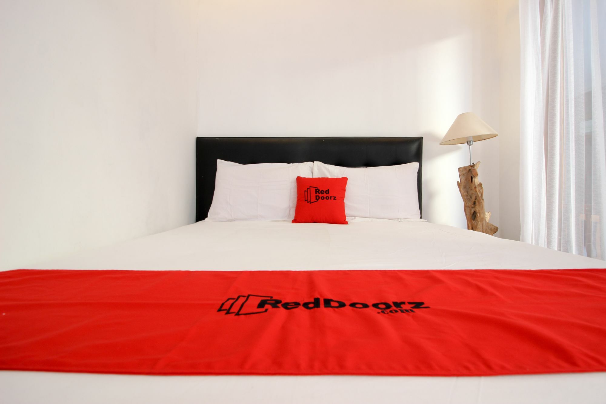 Reddoorz Plus @ Prawirotaman 3 Yogyakarta Exterior photo
